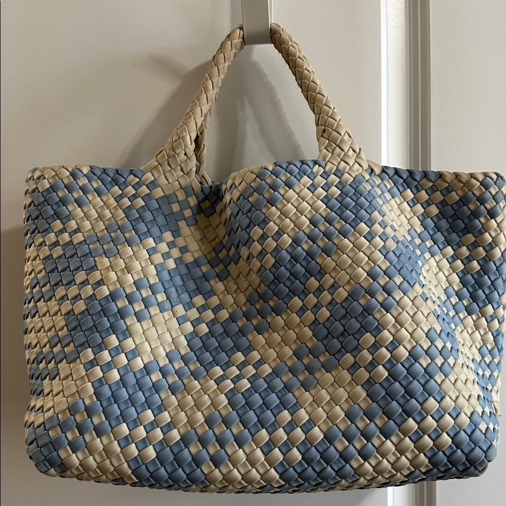 Naghedi St Barths Medium Blue and White Woven Tote Bag - Picture 3 of 9